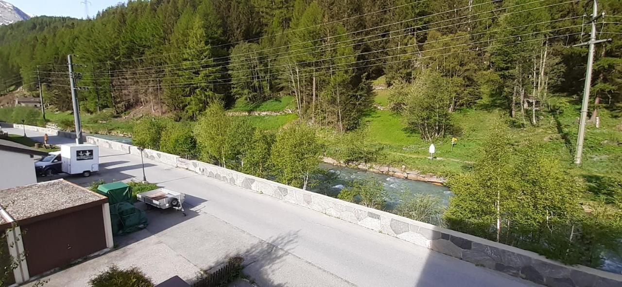 Free Cable Car & Bus In The Summer Haus L'Oree ساس-غروند المظهر الخارجي الصورة
