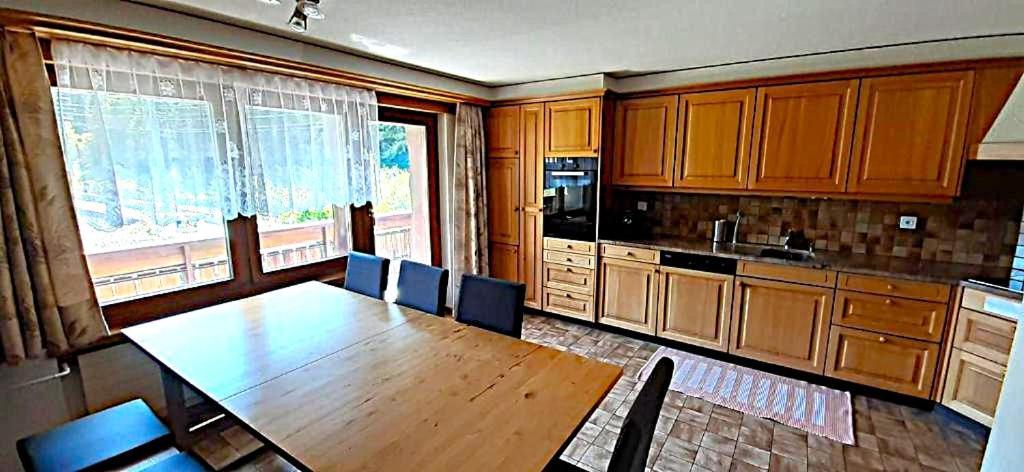 Free Cable Car & Bus In The Summer Haus L'Oree ساس-غروند المظهر الخارجي الصورة