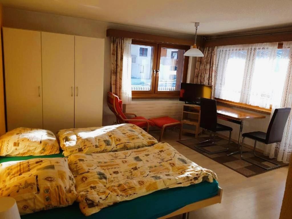 Free Cable Car & Bus In The Summer Haus L'Oree ساس-غروند المظهر الخارجي الصورة